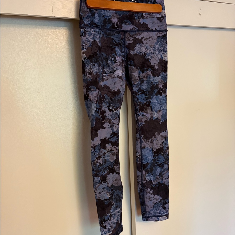 lululemon athletica Blue and Black Patterned Leggings